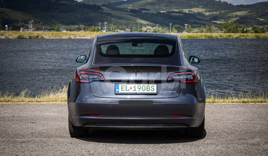 Tesla Model 3 Long Range 4x4 Premium Sound, ťažné, nelakované, DPH
