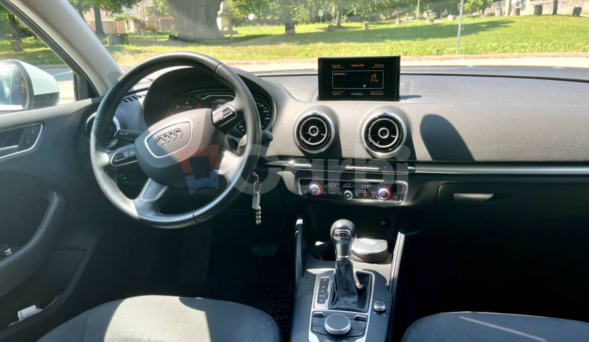 Audi A3 Limuzína 1.6 TDI 110k Ambiente S tronic