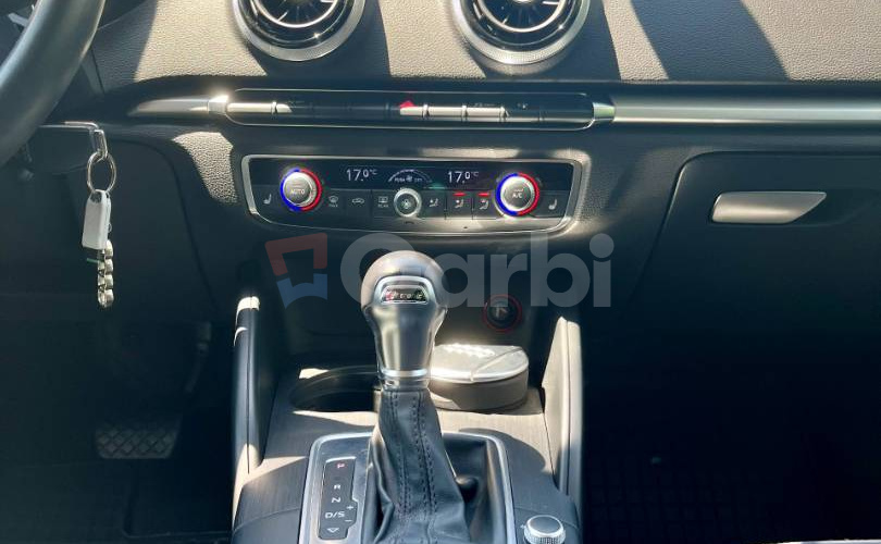 Audi A3 Limuzína 1.6 TDI 110k Ambiente S tronic