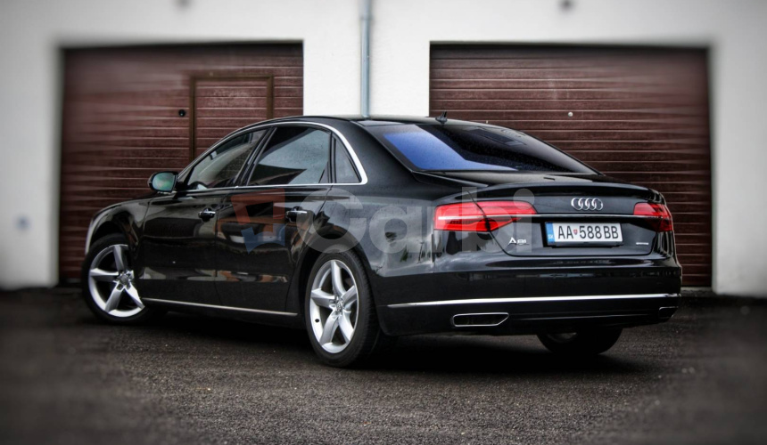Audi A8 3.0 TDI V6 DPF clean diesel quattro tiptronic