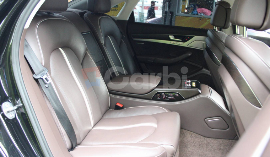 Audi A8 3.0 TDI V6 DPF clean diesel quattro tiptronic