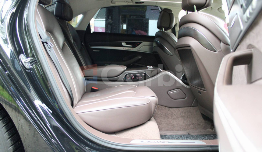 Audi A8 3.0 TDI V6 DPF clean diesel quattro tiptronic