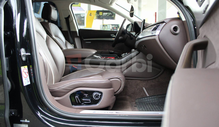 Audi A8 3.0 TDI V6 DPF clean diesel quattro tiptronic