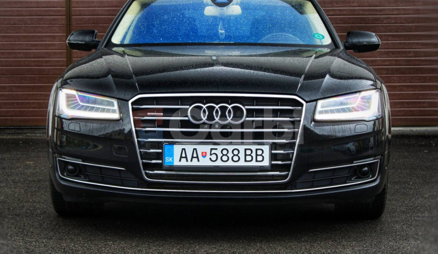Audi A8 3.0 TDI V6 DPF clean diesel quattro tiptronic
