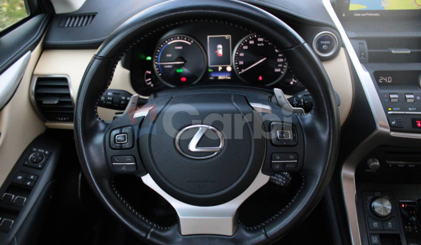 Lexus NX 300 Hybrid 2.5 114 kw 4x4