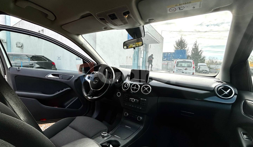 Mercedes-Benz B trieda 180 A/T