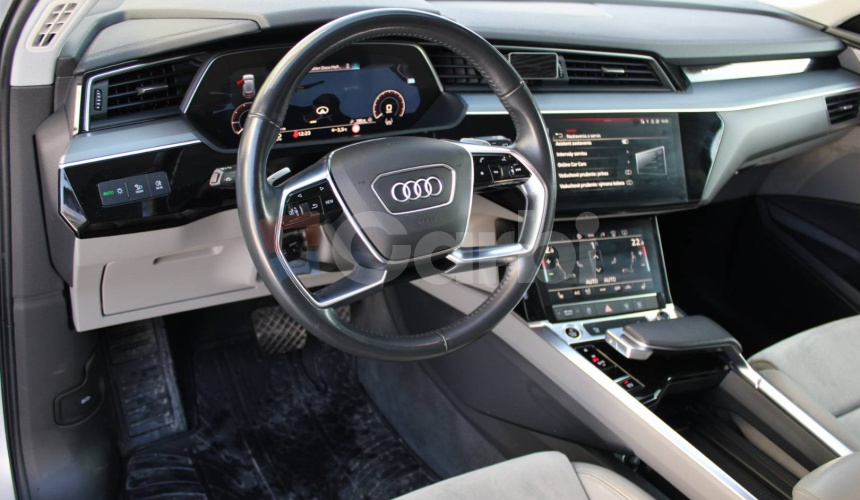 Audi E-tron 50 quattro S line