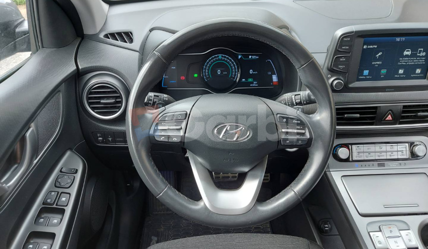 Hyundai Kona Electric 100
