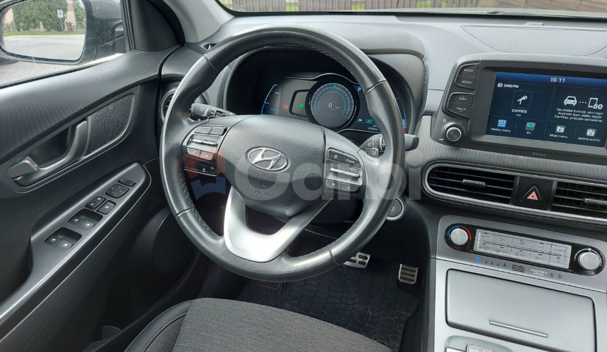 Hyundai Kona Electric 100