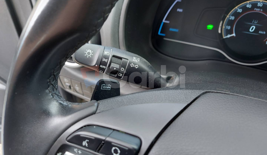 Hyundai Kona Electric 100