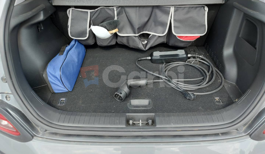 Hyundai Kona Electric 100