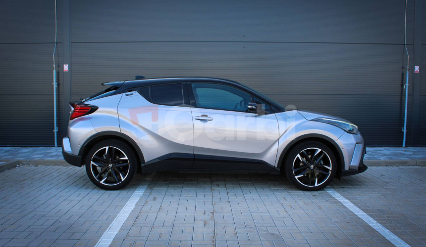 Toyota C-HR Hybrid GR Sport e‑CVT SR vozidlo