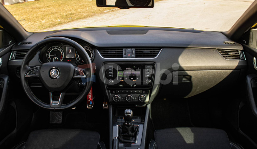Škoda Octavia Combi 2.0 TDI DPF RS