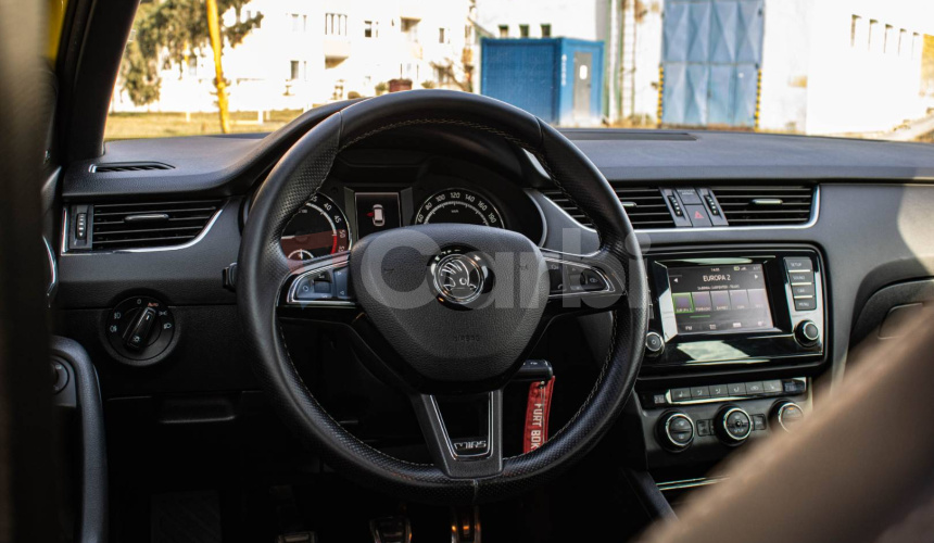 Škoda Octavia Combi 2.0 TDI DPF RS