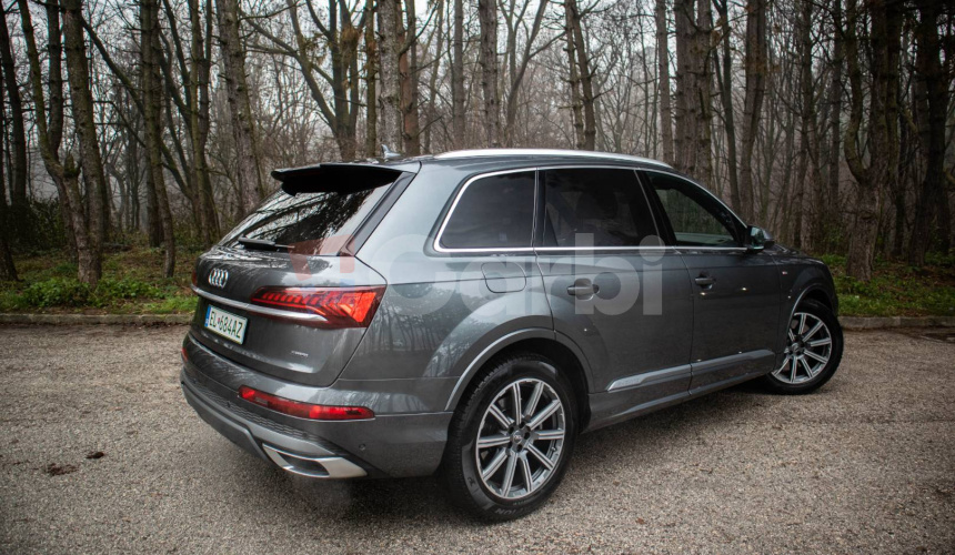 Audi Q7 55 3.0 TFSI e PHEV S line quattro tiptronic