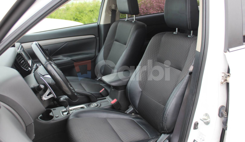 Mitsubishi Outlander 2.2 DI-D Instyle A/T