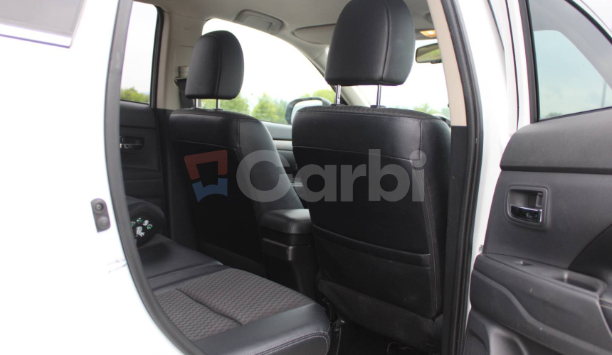 Mitsubishi Outlander 2.2 DI-D Instyle A/T