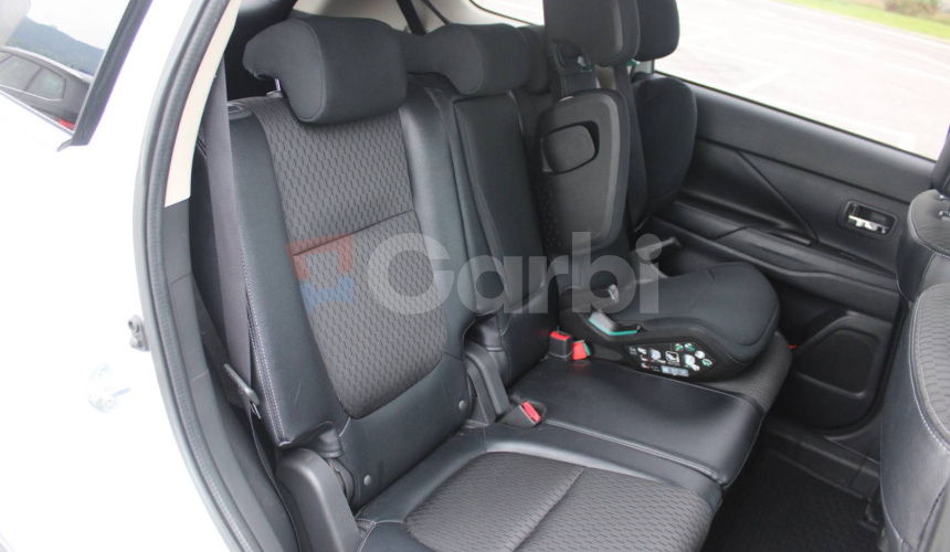 Mitsubishi Outlander 2.2 DI-D Instyle A/T