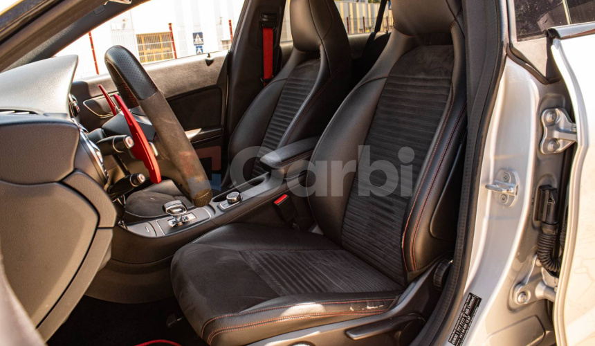 Mercedes-Benz CLA Kupé 45 AMG 4matic