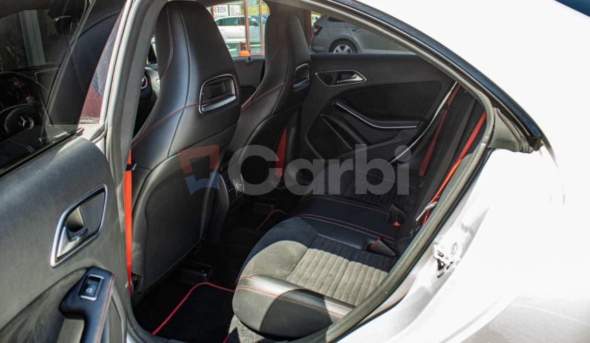 Mercedes-Benz CLA Kupé 45 AMG 4matic