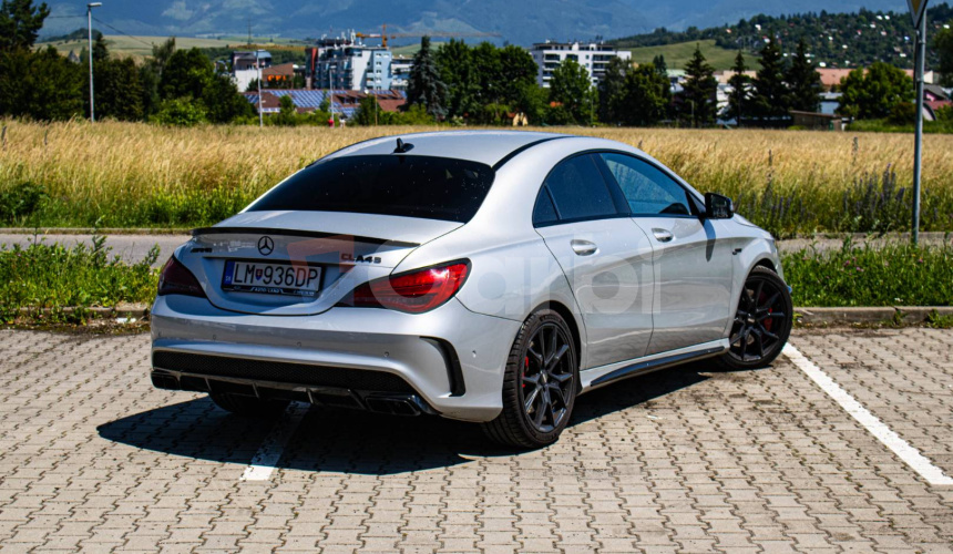 Mercedes-Benz CLA Kupé 45 AMG 4matic