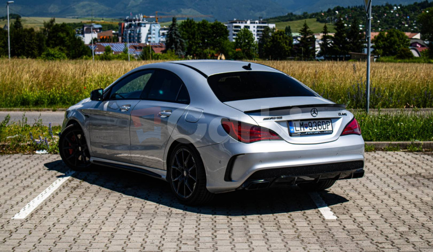 Mercedes-Benz CLA Kupé 45 AMG 4matic