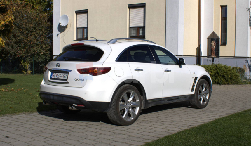 Infiniti QX70 3.0D Premium 175kw AT7