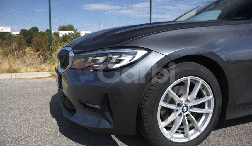 BMW Rad 3 Touring 318d mHEV A/T