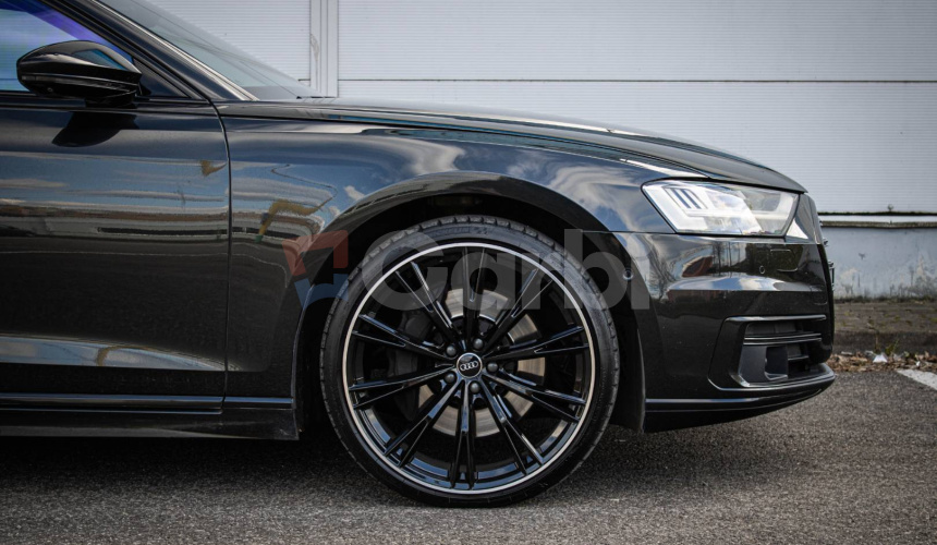 Audi A8 55 3.0 TFSI V6 MHEV Quattro Tiptronic Black, Soft-close,HUD, Webasto