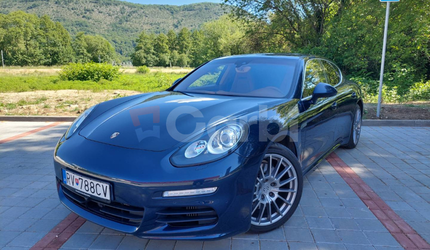 Porsche Panamera S