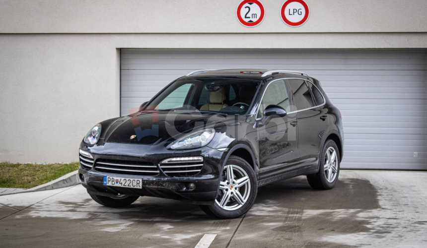 Porsche Cayenne Diesel Platinum Edition, Slovenské, Panoráma, Odvetrávanie, Vzduch, DPH