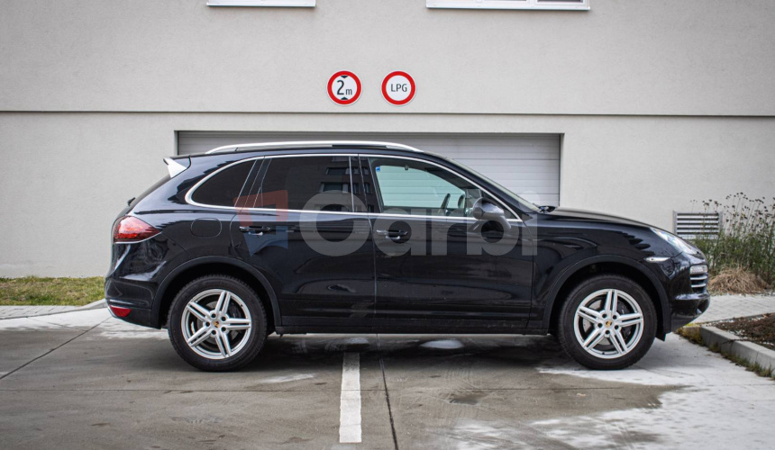 Porsche Cayenne Diesel Platinum Edition, Slovenské, Panoráma, Odvetrávanie, Vzduch, DPH