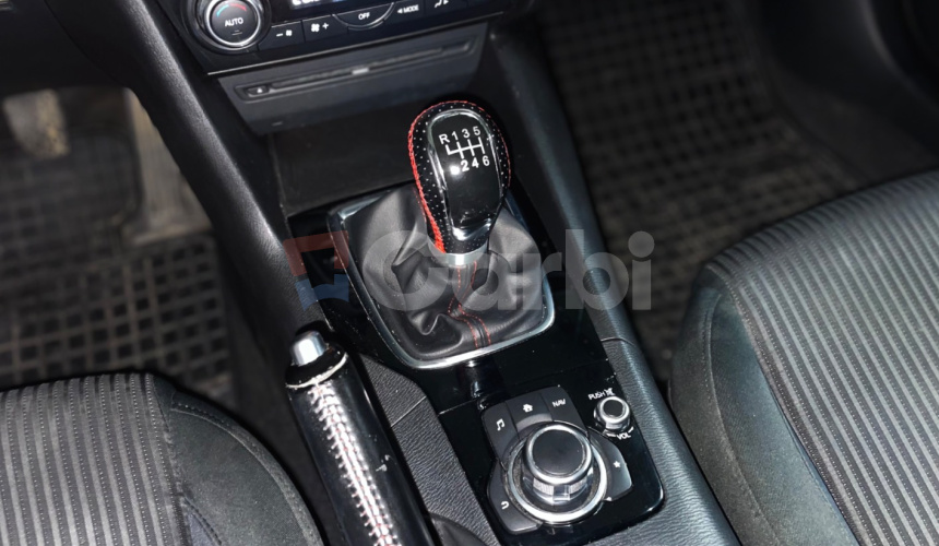 Mazda 3 2.2 Skyactiv -D150 Attraction