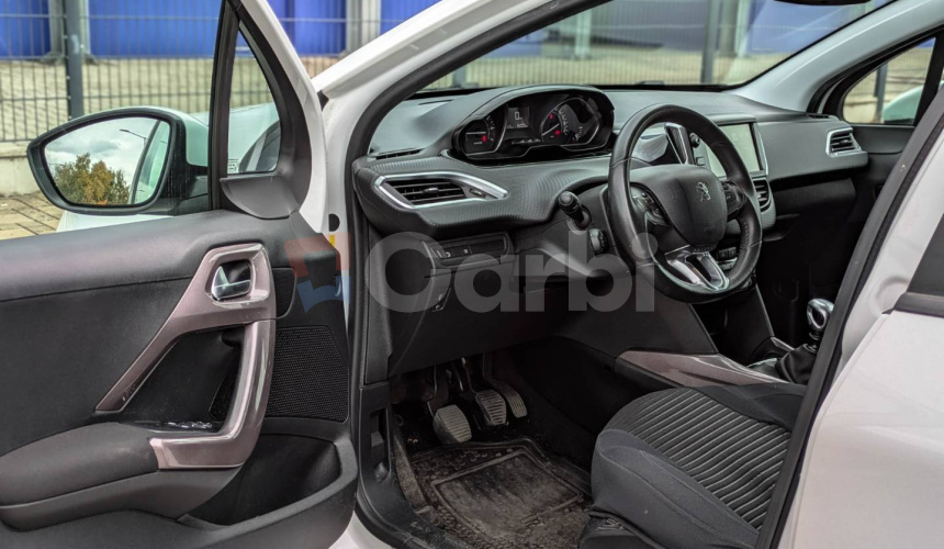 Peugeot 2008 1.2 PureTech 130 S&S Allure, 96kW, M6, 5d.
