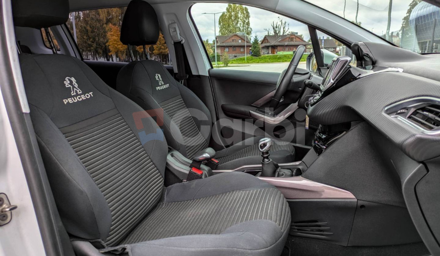 Peugeot 2008 1.2 PureTech 130 S&S Allure, 96kW, M6, 5d.