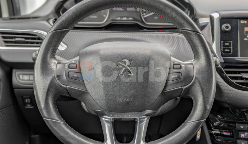 Peugeot 2008 1.2 PureTech 130 S&S Allure, 96kW, M6, 5d.