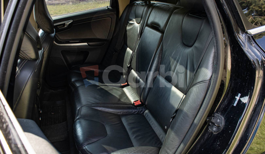 Volvo XC60 T-6 304k AWD R-Design Geartronic