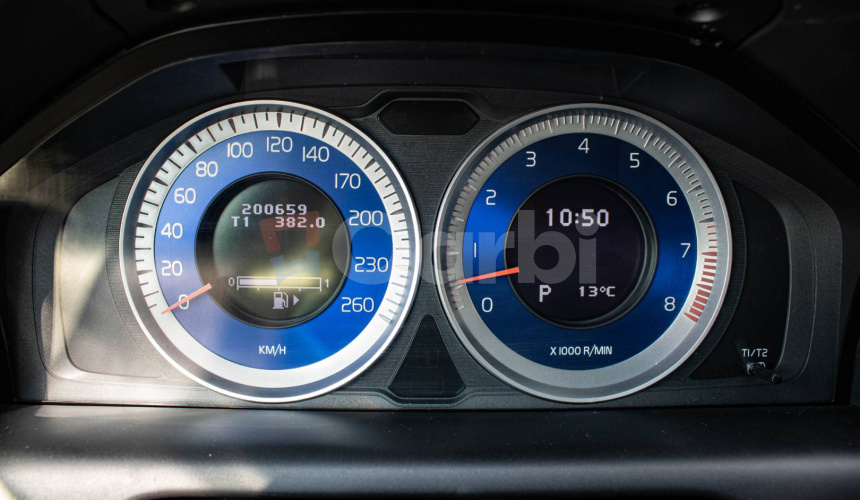 Volvo XC60 T-6 304k AWD R-Design Geartronic