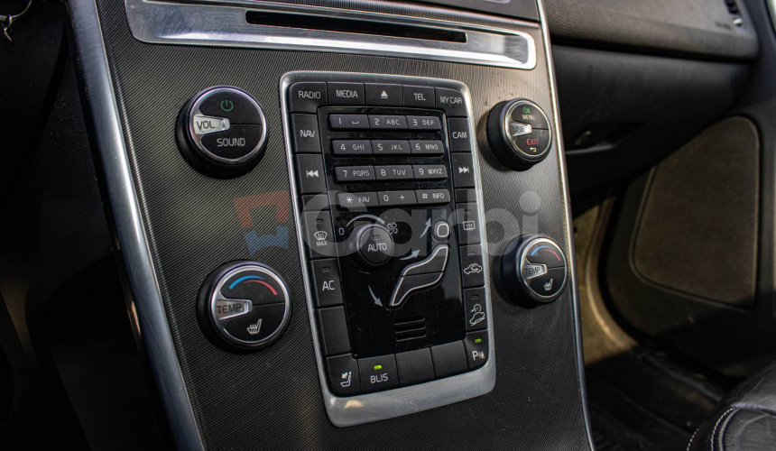 Volvo XC60 T-6 304k AWD R-Design Geartronic