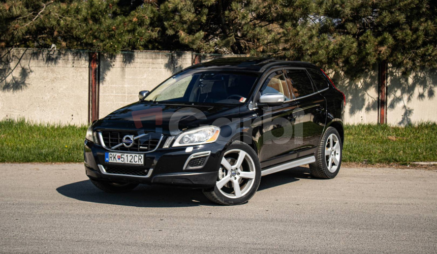 Volvo XC60 T-6 304k AWD R-Design Geartronic