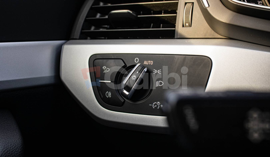 Audi A4 Avant 2.0 TDI Design S tronic