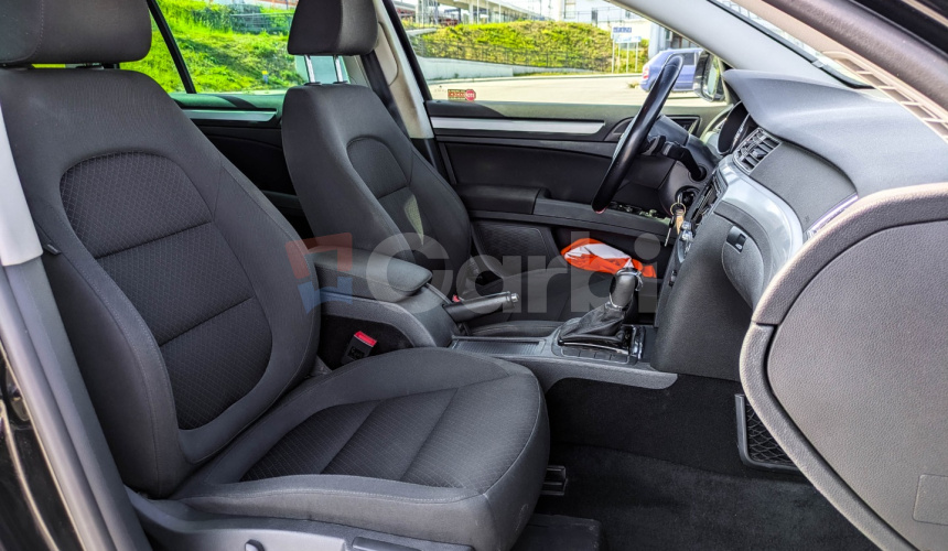 Škoda Superb Combi 2.0 TDI 125kW, A6