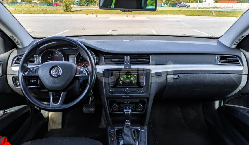 Škoda Superb Combi 2.0 TDI 125kW, A6