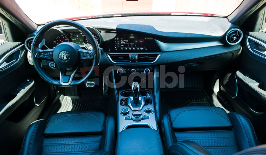 Alfa Romeo Giulia 2,0T 206kW AT8 Q4 4x4 VELOCE