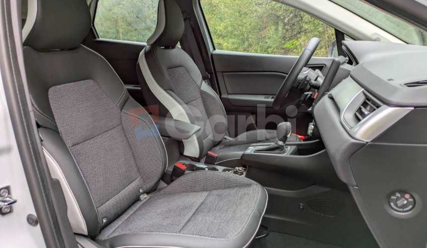 Renault Captur 1.3 TCe 140 mHEV Intens EDS