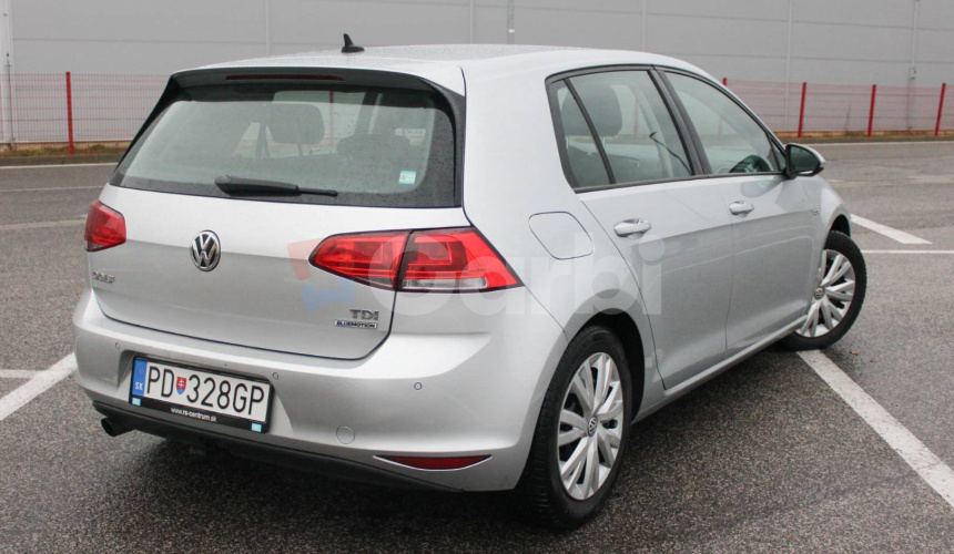 Volkswagen Golf 1.6 TDI BlueMotion 110k Comfortline