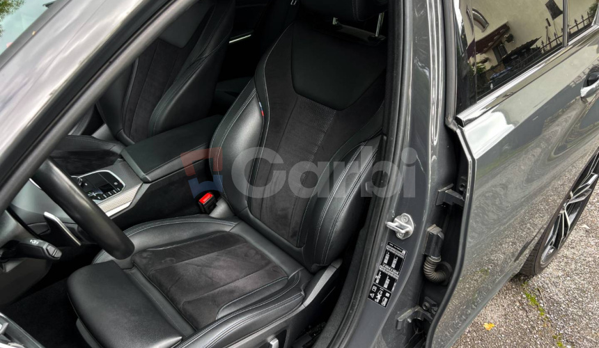 BMW Rad 3 330i xDrive A/T