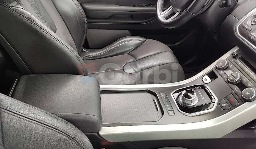Land Rover Range Rover Evoque 2.2 SD4 PURE A/T