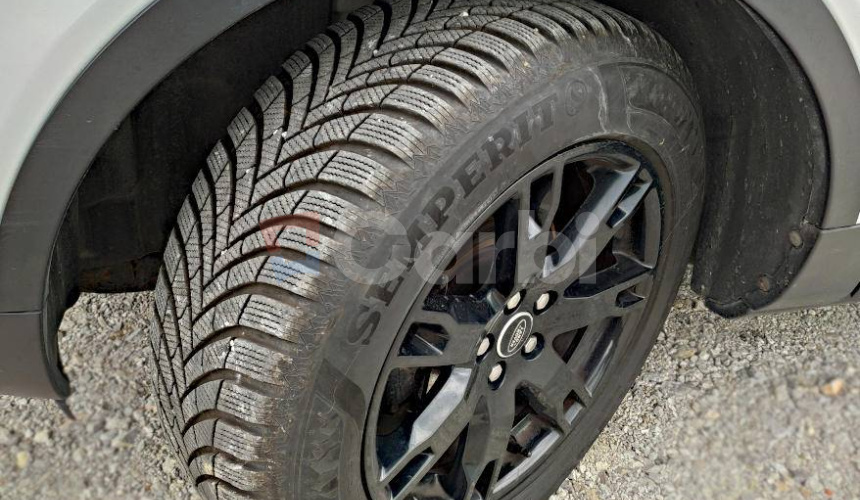 Land Rover Range Rover Evoque 2.2 SD4 PURE A/T