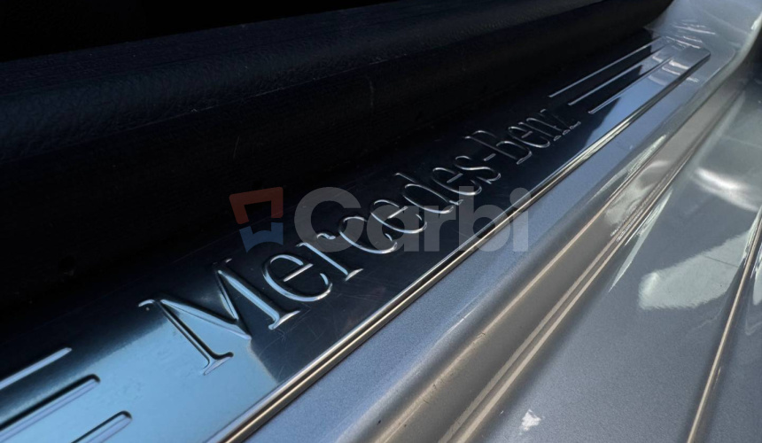 Mercedes-Benz C trieda Sedan 180 K Elegance